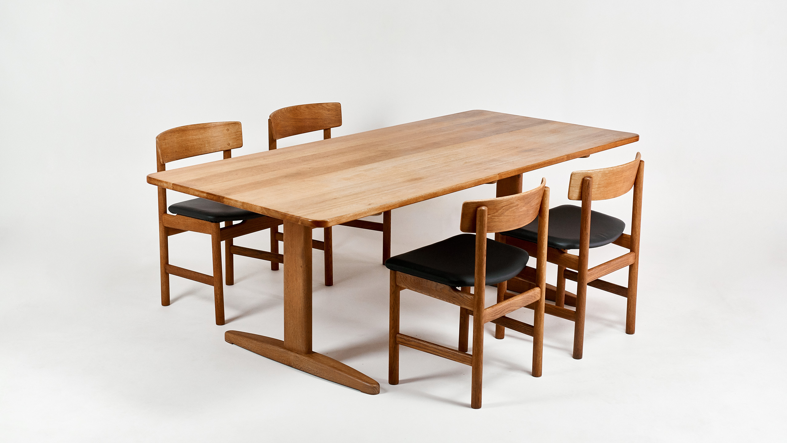 SOLD // Børge Mogensen, Shaker dining table for C.M. Madsen. Denmark, C. 1960