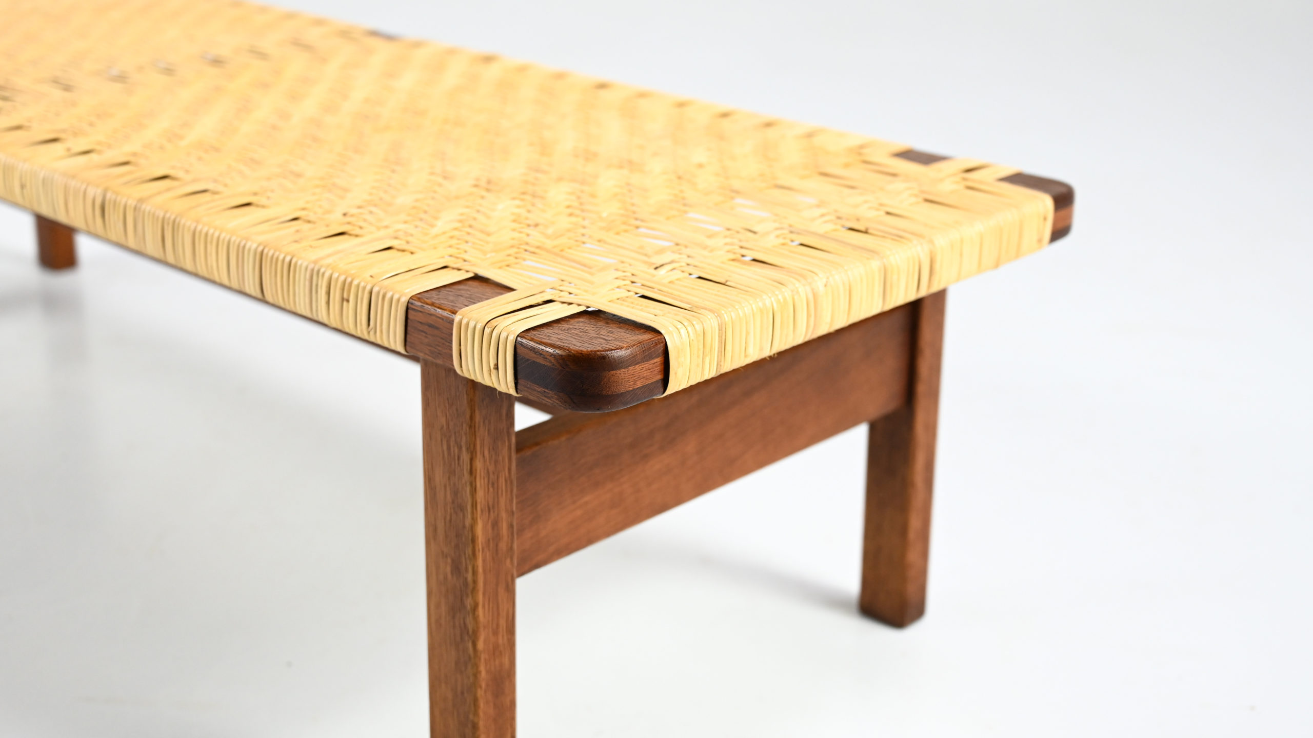 272 Fredericia Stolefabrik Borge Mogensen rattan cane oak danish design coffee table bench scandinavian vintage retro classic icon
