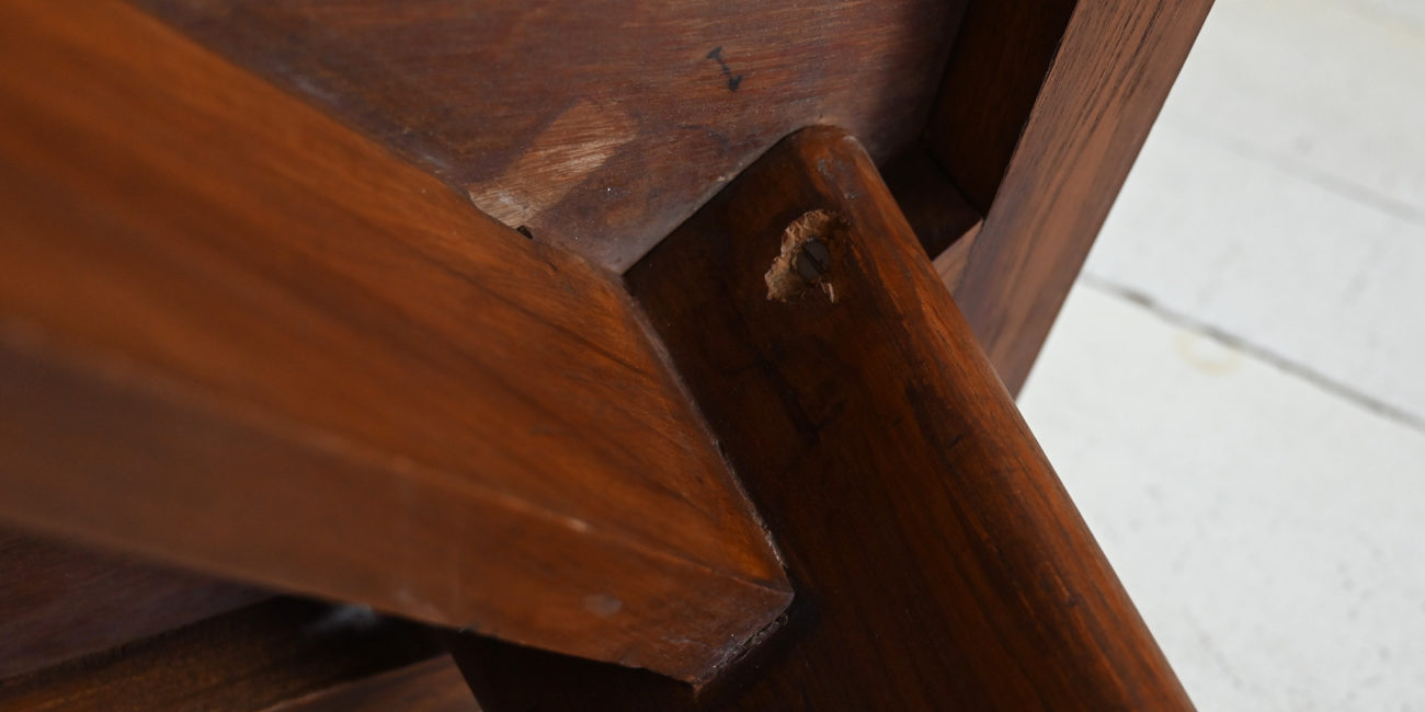 PJ-TA-04-A Pierre Jeanneret square table chandigarh Le Corbusier