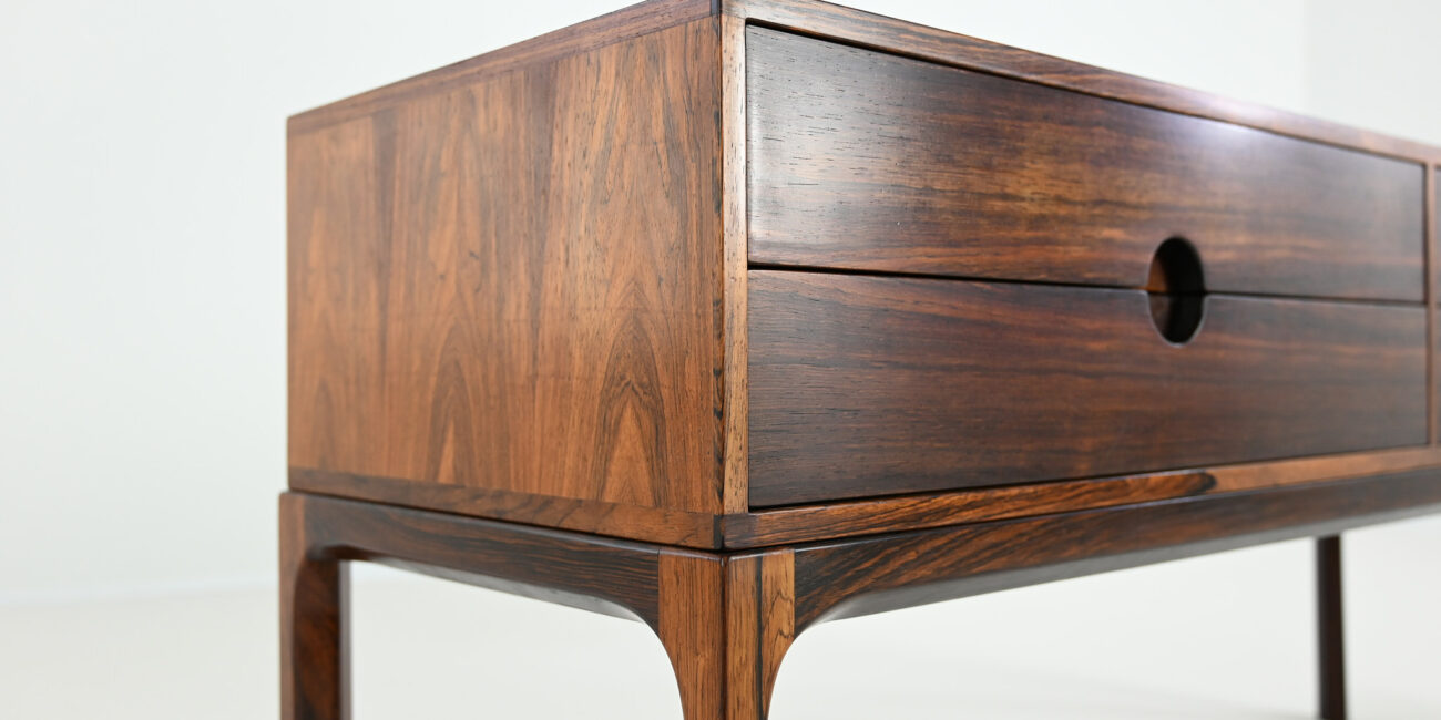 Kai Kristiansen, Sideboard Model 394 for Aksel Kjersgaard A fine example of Danish modernism, the 394 sideboard combines all the hallmarks of Scandinavian design: functionality, sobriety, solidity and respect for materials.