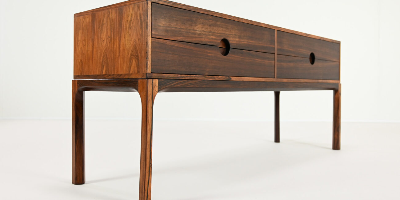Kai Kristiansen, Sideboard Model 394 for Aksel Kjersgaard A fine example of Danish modernism, the 394 sideboard combines all the hallmarks of Scandinavian design: functionality, sobriety, solidity and respect for materials.