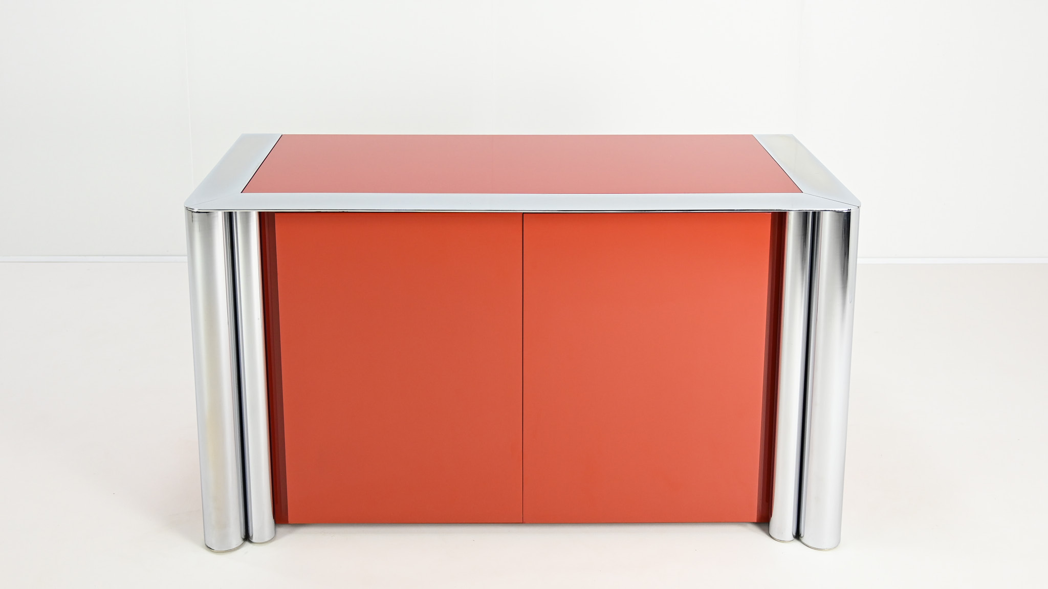 Antonello Mosca Sergio Mazza cinova 1008 sideboard credenza cabinet vintage lacquer coral italian design italy