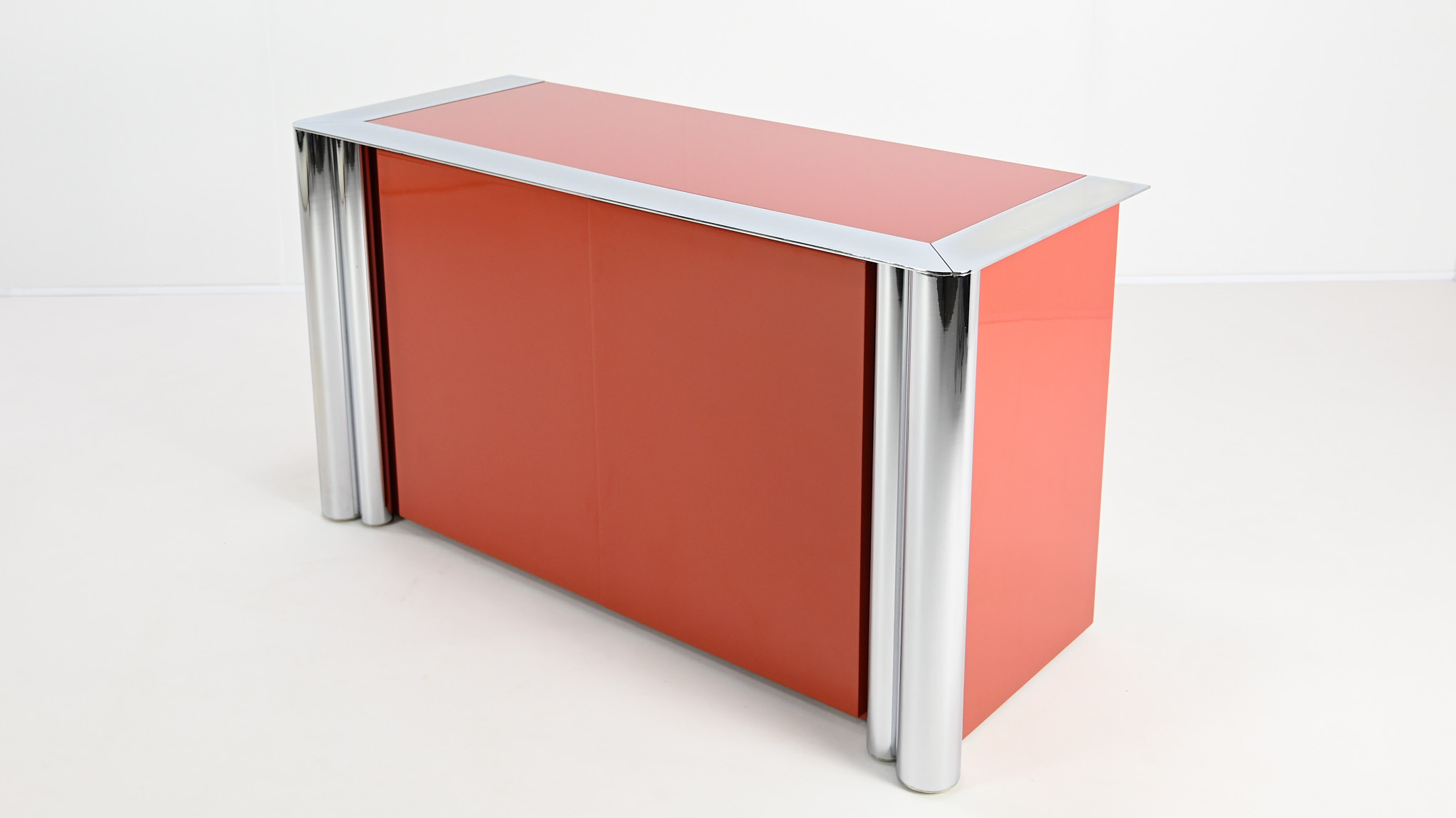 Antonello Mosca Sergio Mazza cinova 1008 sideboard credenza cabinet vintage lacquer coral italian design italy