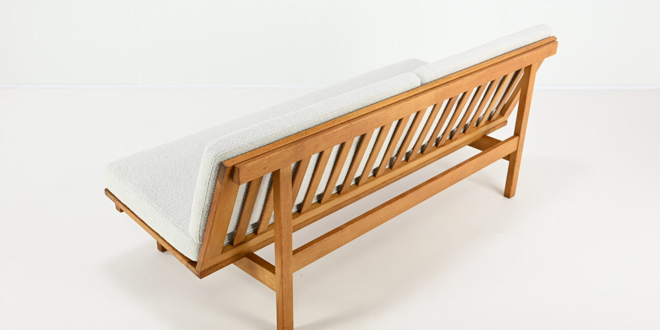 Børge Mogensen Sofa 2218 for Fredericia Stolefabrik danish design danemark denmark mid century shaker oak scandinavian danish vintage