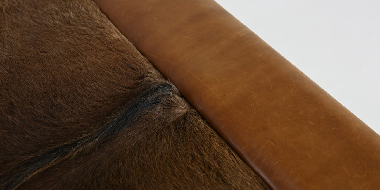 Lionel Jadot Daybed designer of the year leather cowhide post modernism