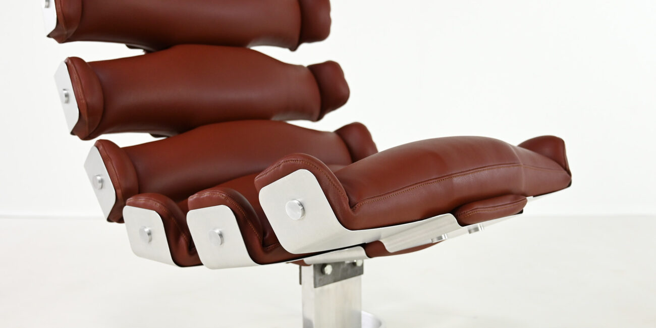 pierre vandel vertebre rib lounge chair space age mid century modern aluminum leather oscar niemeyer joe colombo