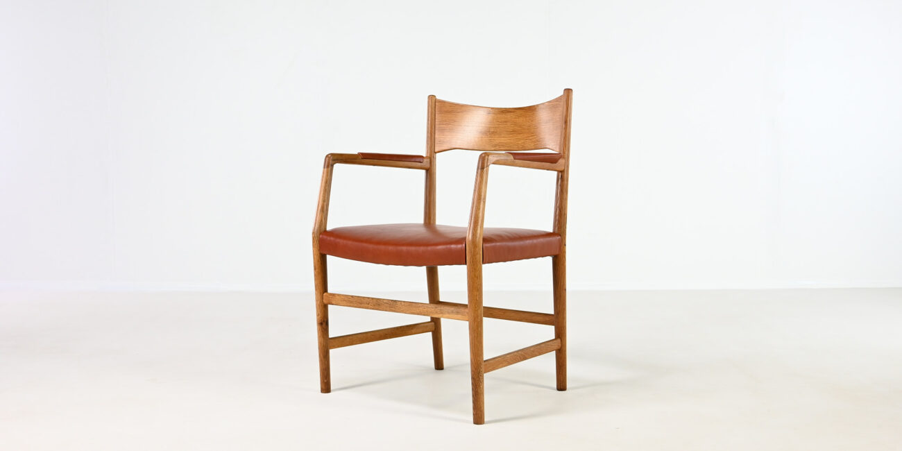 Hans J. Wegner town hall chair plan mobler denmark aarhus arne jacobsen danish design vintage modernism minimalist scandinavian mid century peacock wishbone shell