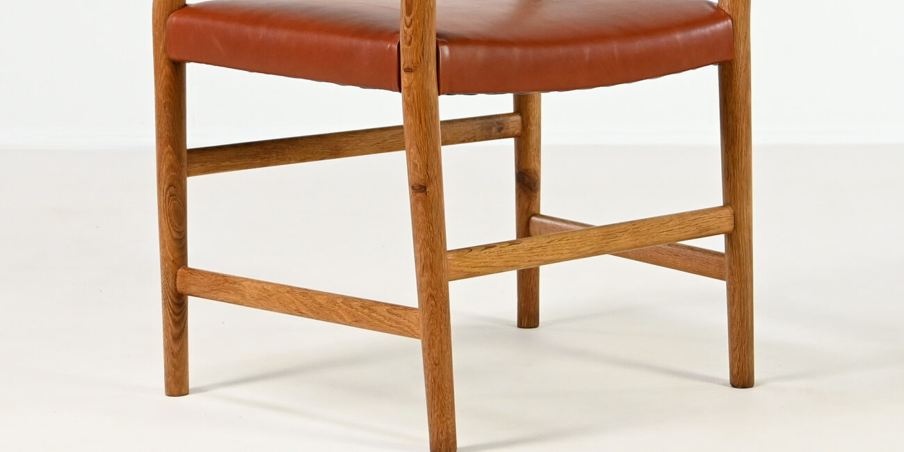Hans J. Wegner town hall chair plan mobler denmark aarhus arne jacobsen danish design vintage modernism minimalist scandinavian mid century peacock wishbone shell