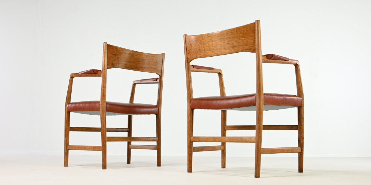 Hans J. Wegner town hall chair plan mobler denmark aarhus arne jacobsen danish design vintage modernism minimalist scandinavian mid century peacock wishbone shell