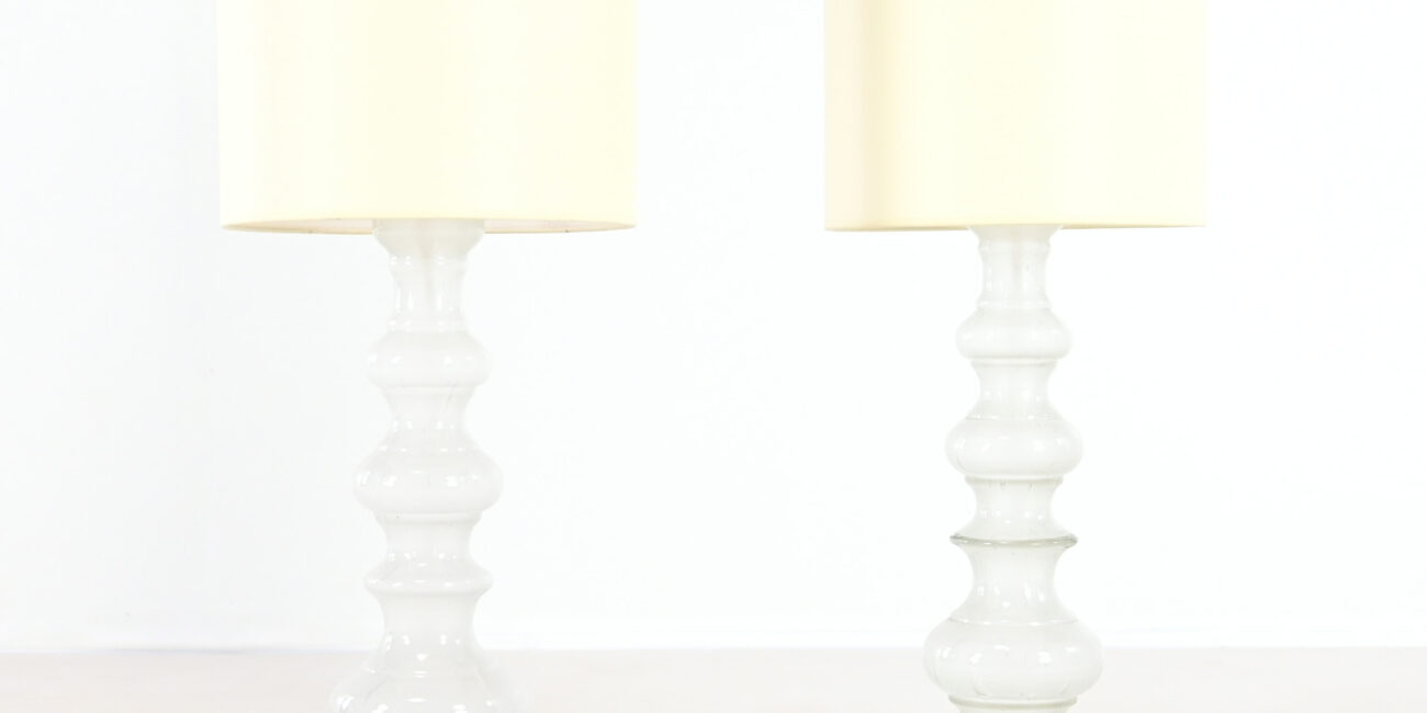 Lindshammar Glasbruk, Sweden C.1960. blown glass vintage tall lamp danish scandinavian design table lamp light lampe scandinave verre soufflé