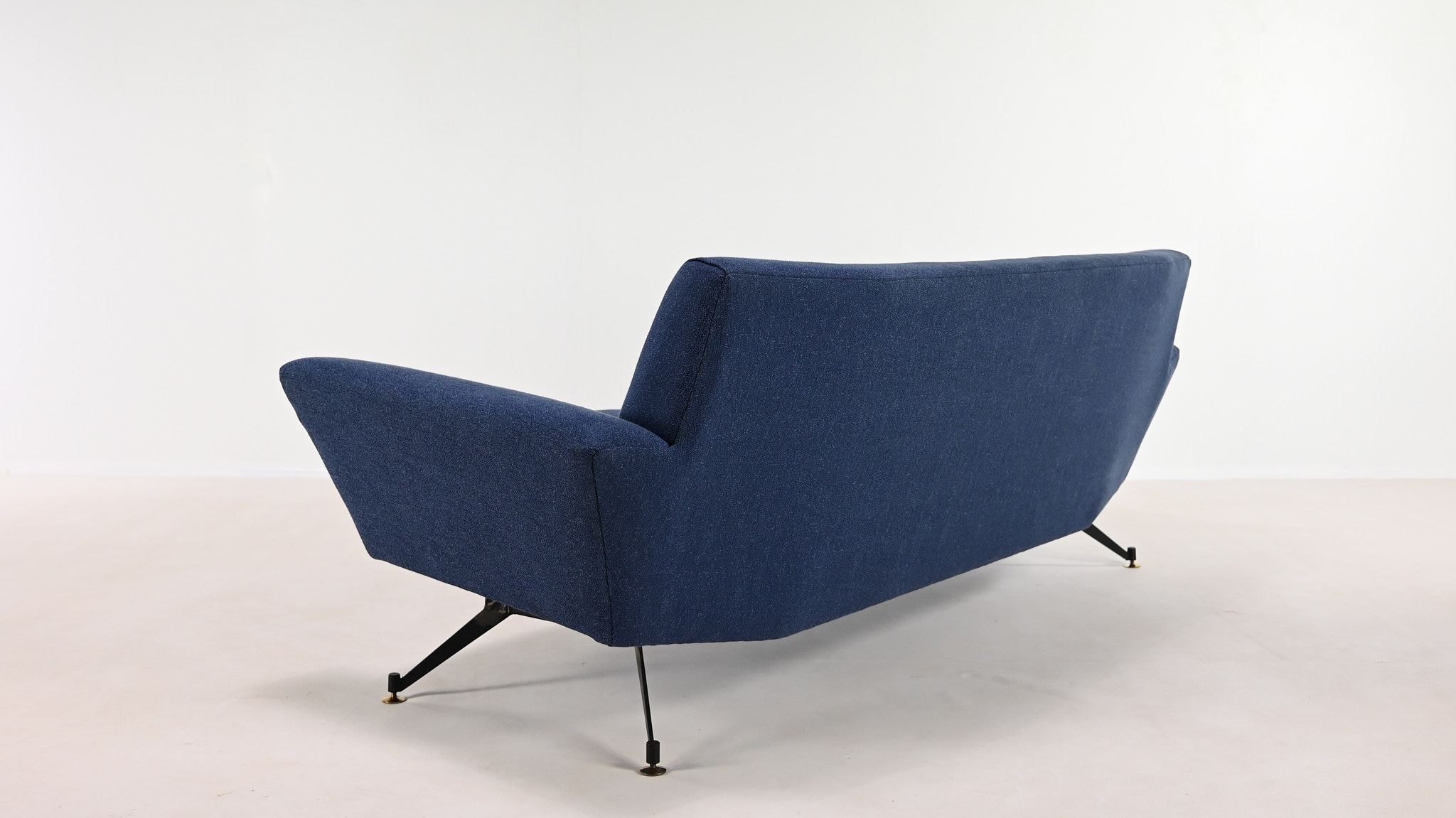 lenzi sofa studio apa tecnico vintage modernist italian modern italie design zanuso radice