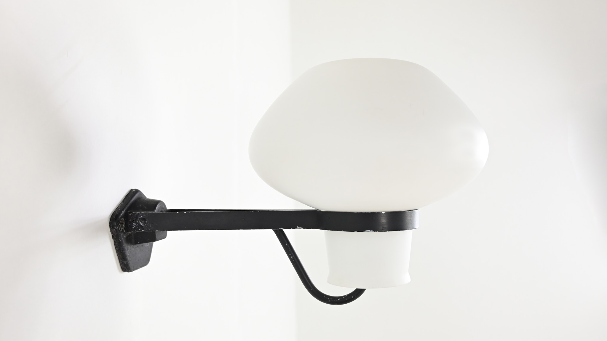 erik gunnar asplund ga9 asea wall lamp light scones frosted opaline glass swedish grace modernism scandinavian design