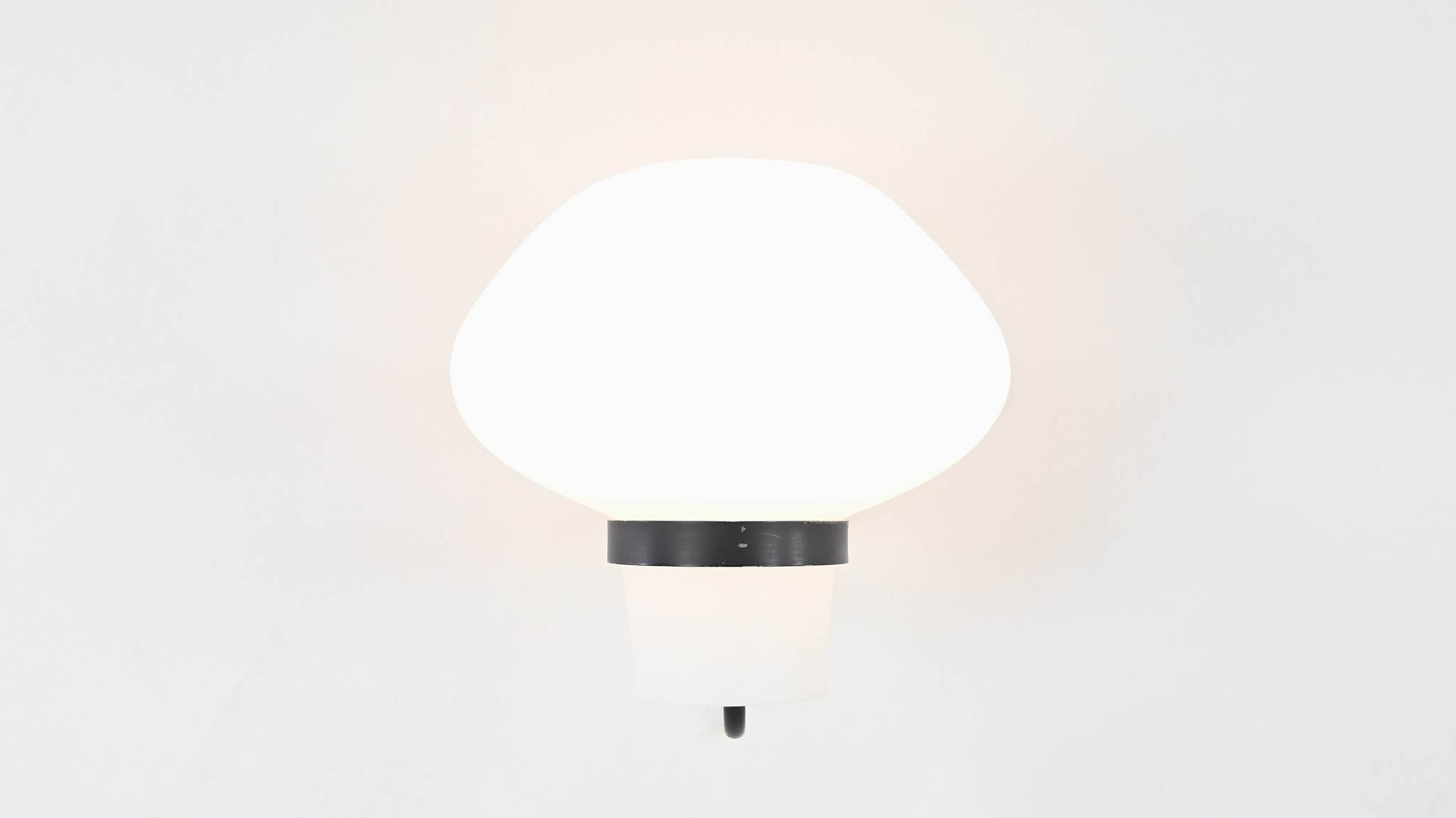 erik gunnar asplund ga9 asea wall lamp light scones frosted opaline glass swedish grace modernism scandinavian design