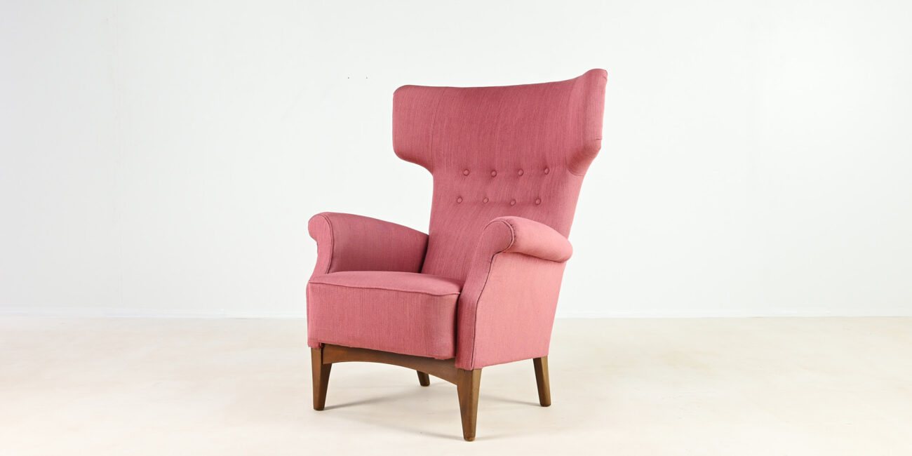 Fritz Hansen hammer armchair fauteuil FH 8023 mid century modern scandinavian danish design vintage wingback oreilles