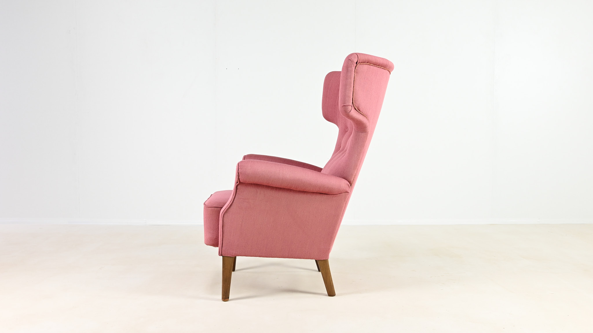 Fritz Hansen hammer armchair fauteuil FH 8023 mid century modern scandinavian danish design vintage wingback oreilles