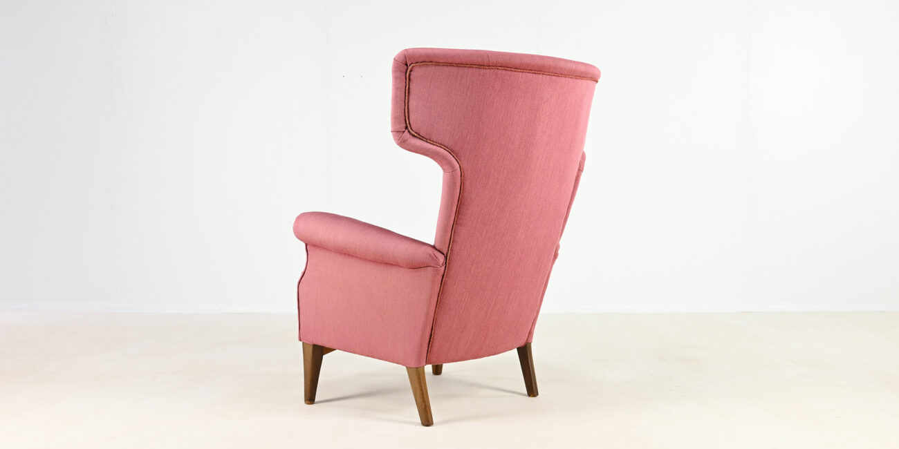 Fritz Hansen hammer armchair fauteuil FH 8023 mid century modern scandinavian danish design vintage wingback oreilles