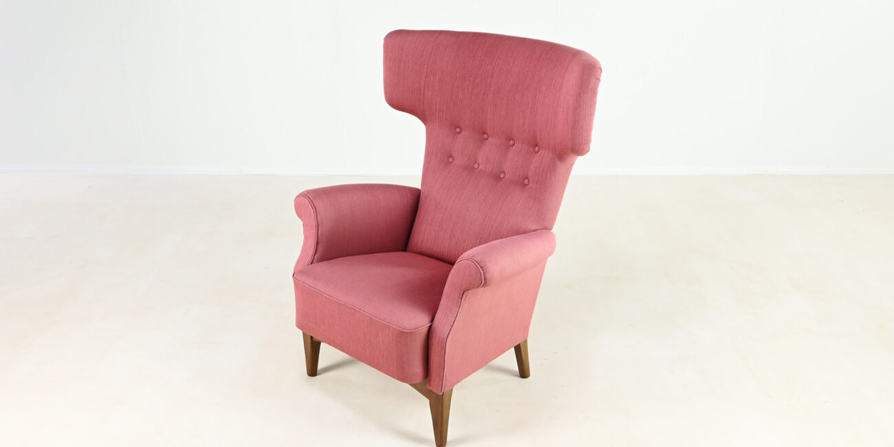 Fritz Hansen hammer armchair fauteuil FH 8023 mid century modern scandinavian danish design vintage wingback oreilles