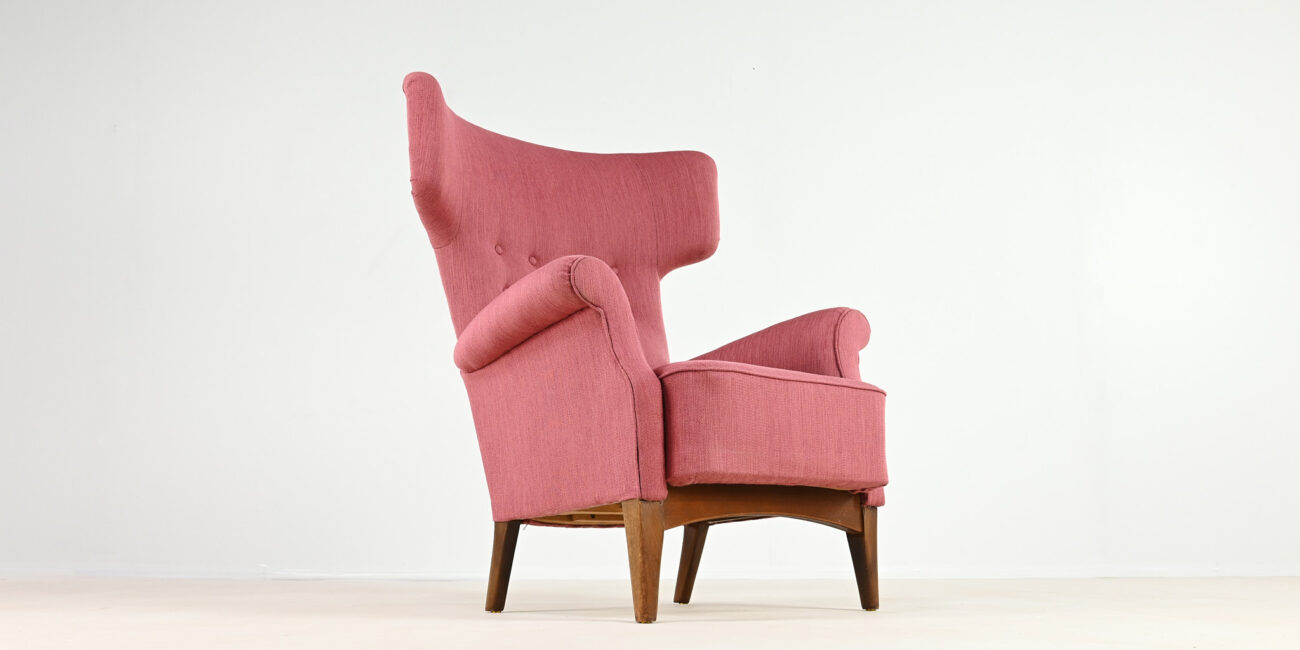 Fritz Hansen hammer armchair fauteuil FH 8023 mid century modern scandinavian danish design vintage wingback oreilles