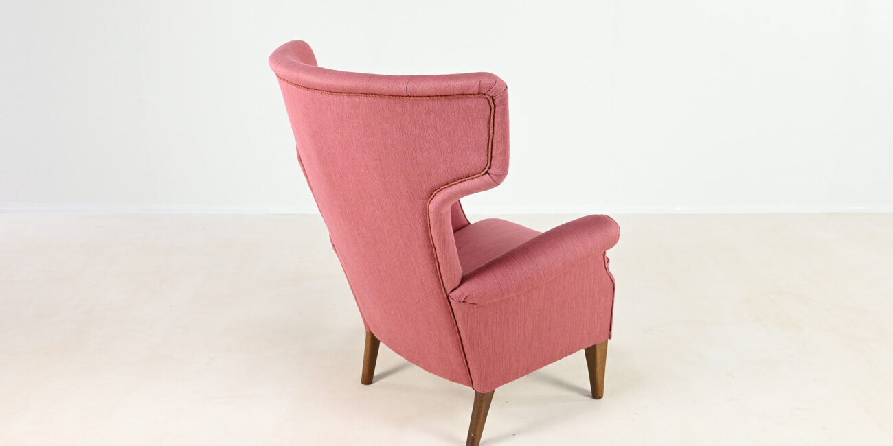 Fritz Hansen hammer armchair fauteuil FH 8023 mid century modern scandinavian danish design vintage wingback oreilles