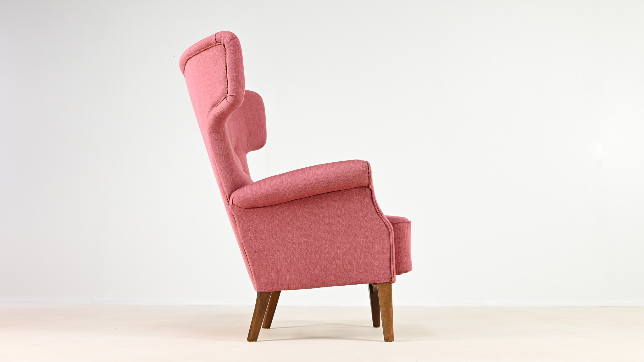 Fritz Hansen hammer armchair fauteuil FH 8023 mid century modern scandinavian danish design vintage wingback oreilles