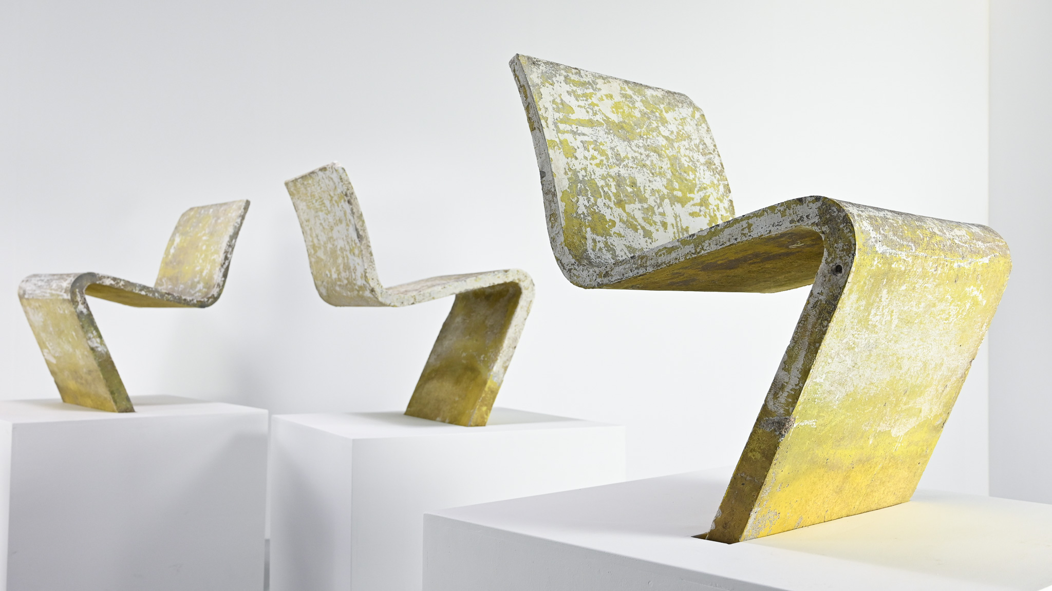 Poul Kjærholm, set of 4 Beton Elementer chairs. Fritz Halvorsens Betonvarefabrik. Denmark C.1954