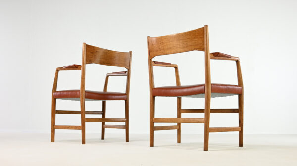 Hans J. Wegner, Town Hall chair. Denmark C.1940